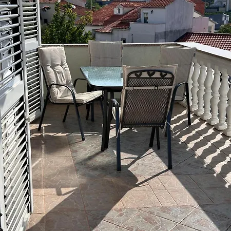 Apartmani Djurda Krk Town Exterior photo